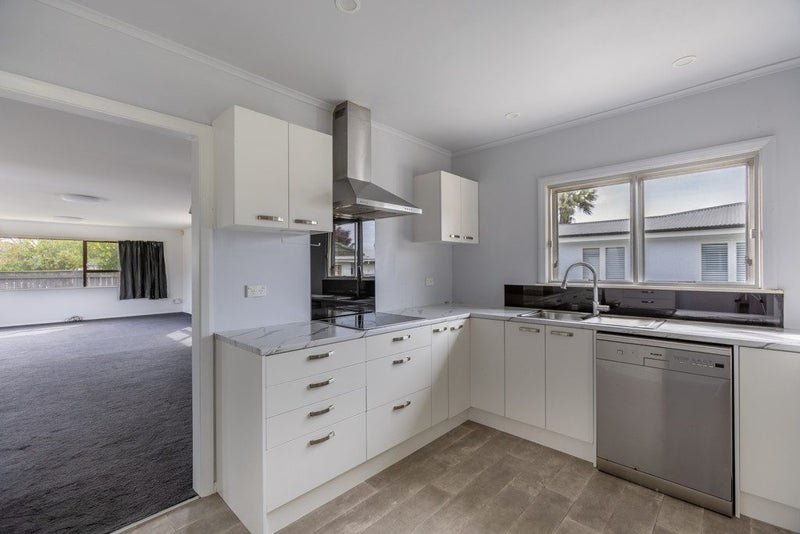 5 Devon Street, Taradale, Napier - Carousel 1