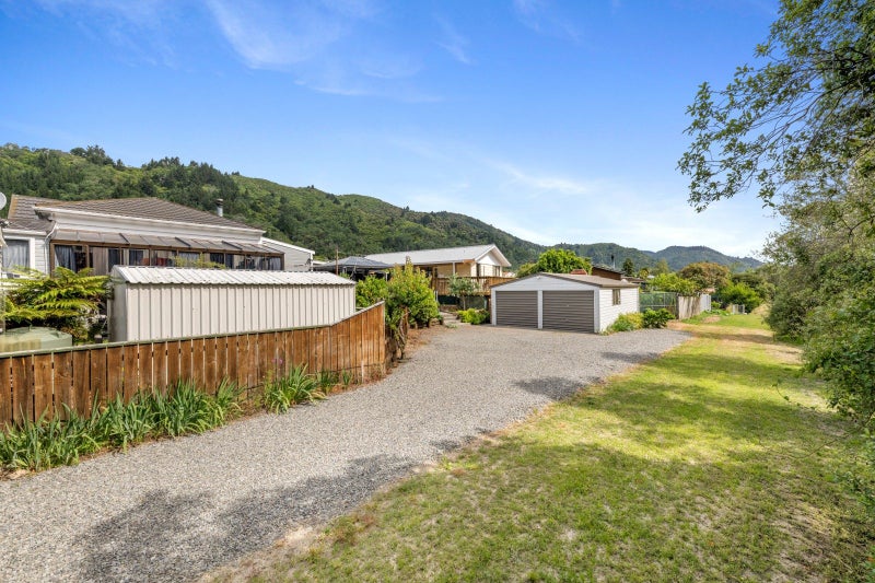1A Leicester Street, Picton - Carousel 22