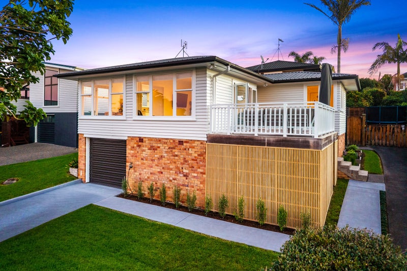 1/58 Corunna Road, Milford, Auckland - Carousel 1