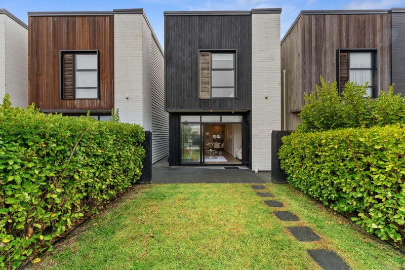 87 Walters Road, Takanini - Carousel 1