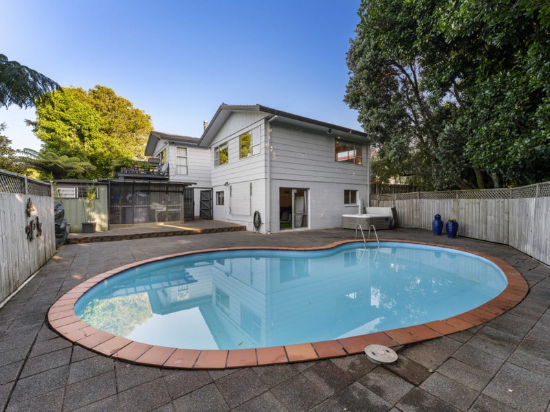 12 Wanganella Place, Lynfield, Auckland City, Auckland - Carousel 1
