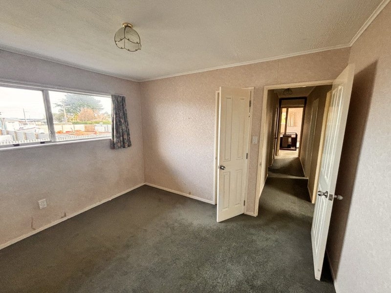 51 Frome Street, Clifton, Invercargill - Carousel 6