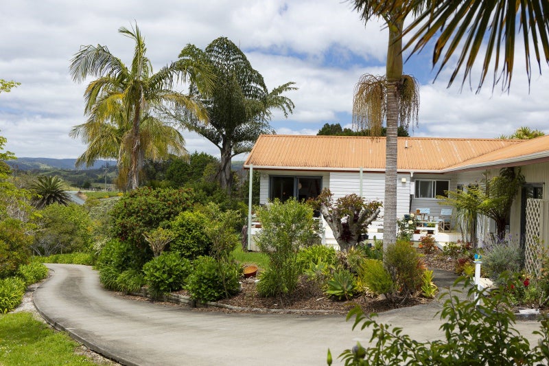 50 Gangway Road, Totara North, Far North, Northland - Carousel 1