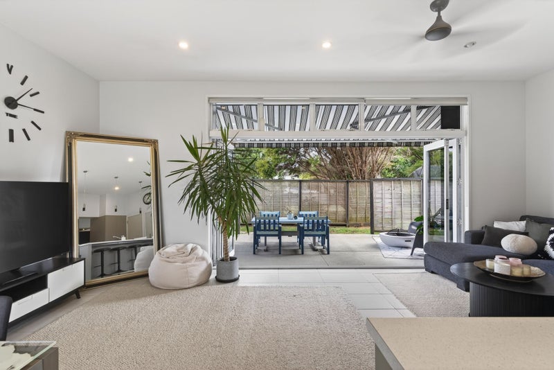 48 Seabreeze Road, Mangawhai Heads, Mangawhai - Carousel 1