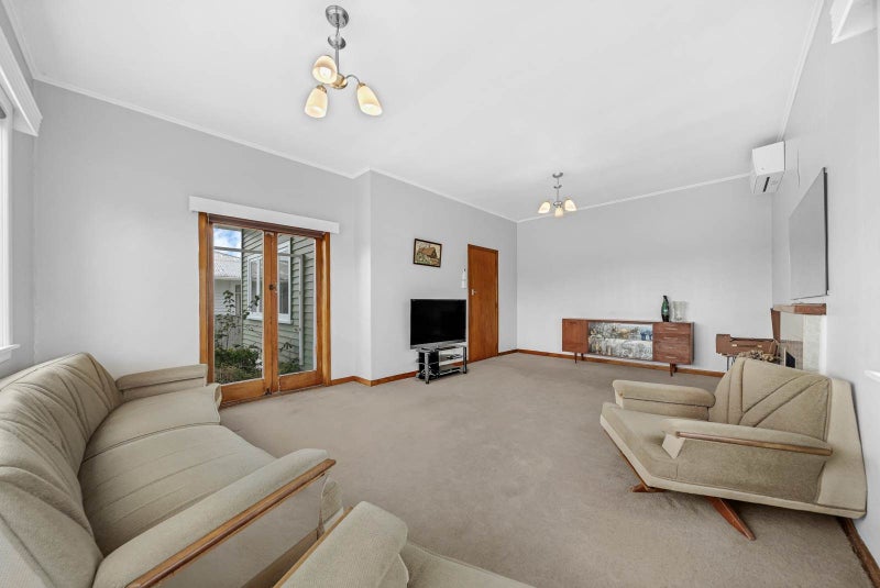 36 Woodglen Road, Glen Eden, Waitakere City, Auckland - Carousel 2