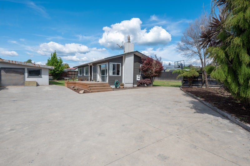 9 Thackeray Place, Owhata, Rotorua - Carousel 1
