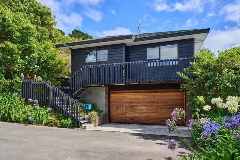 19 Palm Grove, Belmont, Lower Hutt - Carousel 2