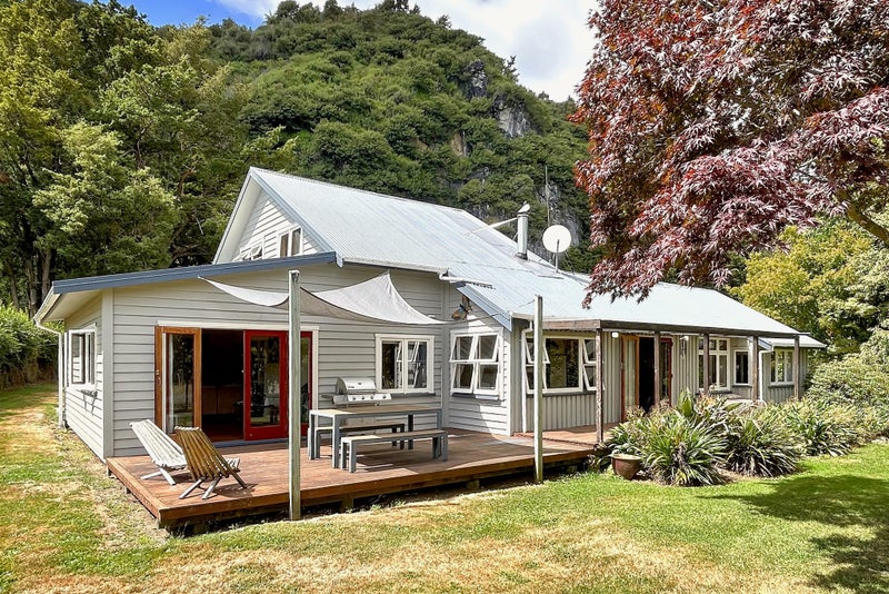 407 Hamama Road, Takaka - Carousel 2