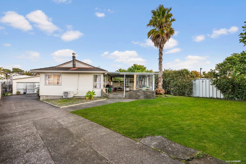 33 Aarts Avenue, Manurewa, Manukau City, Auckland - Carousel 1
