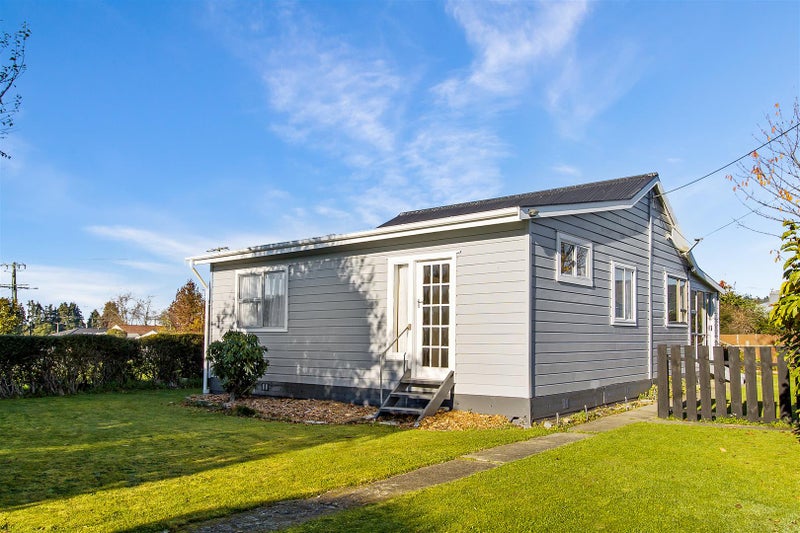 11 Cameron Street, Waimate, Waimate - Carousel 1