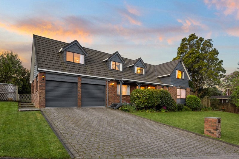 13 Glucina Avenue, West Harbour, Auckland - Carousel 2