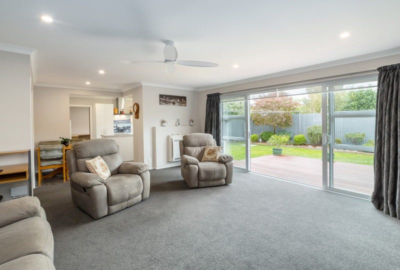 11B Rimu Street, Lansdowne, Masterton - Carousel 2