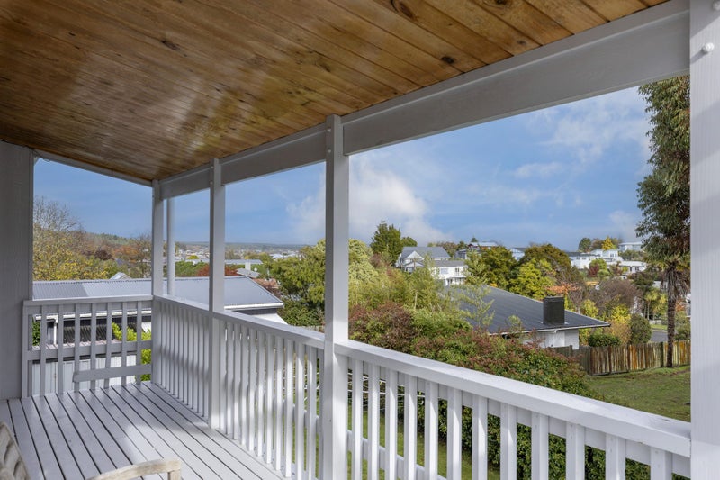 27 Kotare Street, Hilltop, Taupo - Carousel 1