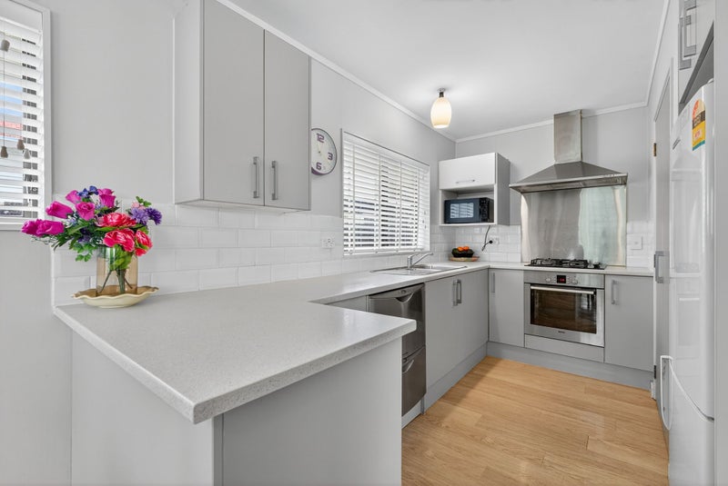 1/54 Dublin Street, Pukekohe, Pukekohe - Carousel 2