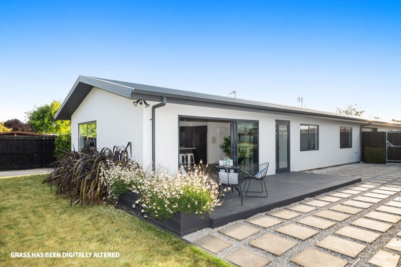 2/18 Lamorna Road, Parklands, Christchurch - Carousel 2