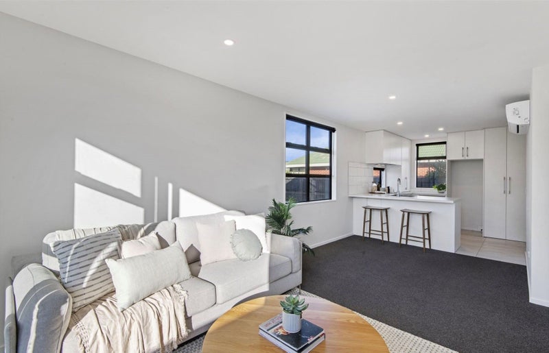 2/68 Barbour Street, Waltham, Christchurch City, Canterbury - Carousel 1