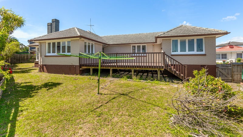 1/26 Alfriston Road, Manurewa East, Auckland - Carousel 1