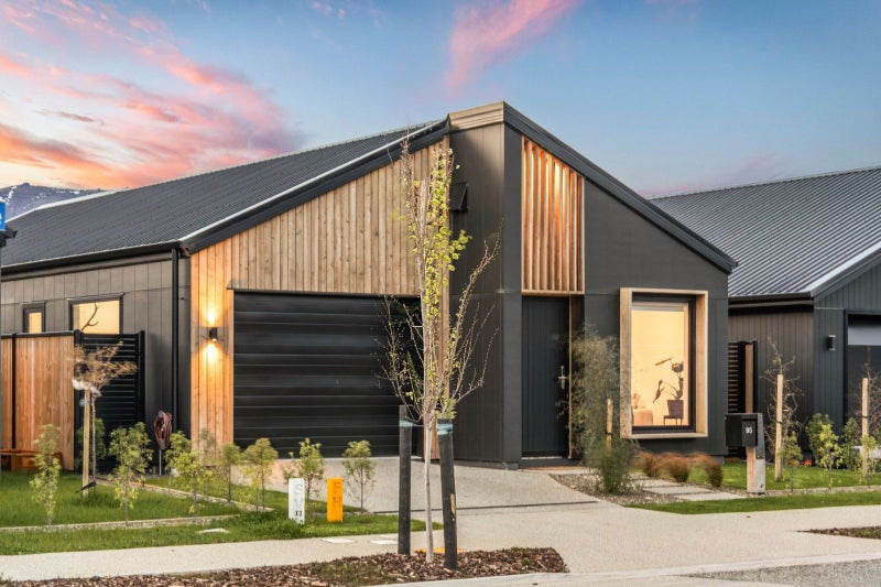 95 Wooing Tree Avenue, Cromwell, Cromwell - Carousel 2