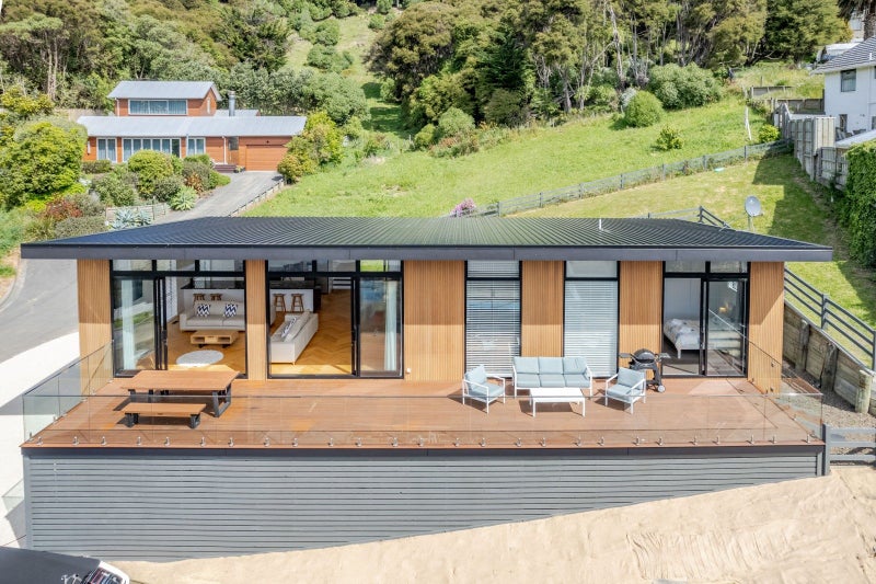 12 Rue Renard, Akaroa - Carousel 1
