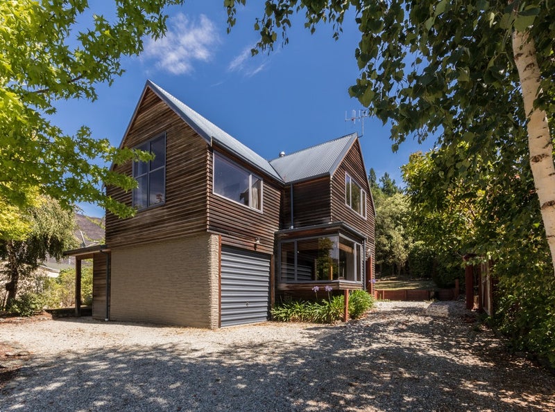 22 Bills Way, Wanaka - Carousel 2