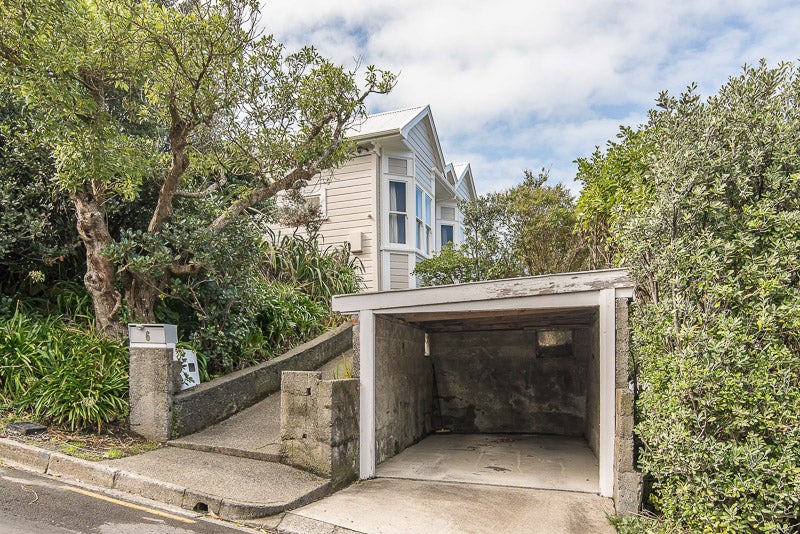 Property Valuation for 6 Knoll Street, Island Bay, Wellington Trade