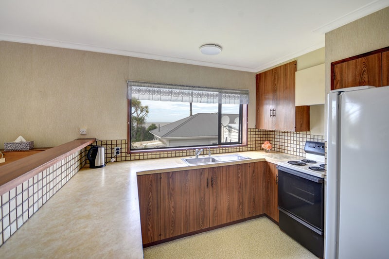 57 English Avenue, Mornington, Dunedin - Carousel 2