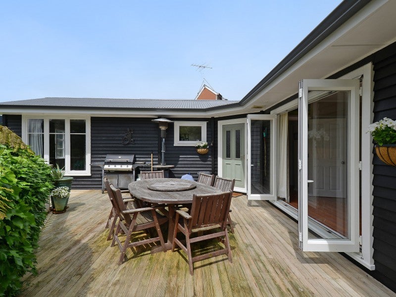 76 Wyndham Road, Pinehaven, Upper Hutt - Carousel 2