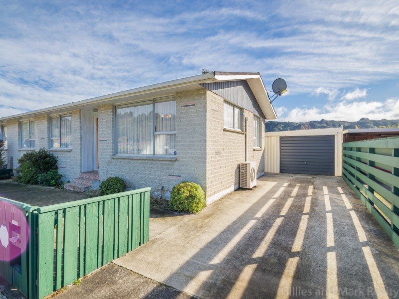 1/79 Hillside Drive, Maoribank, Upper Hutt - Carousel 1