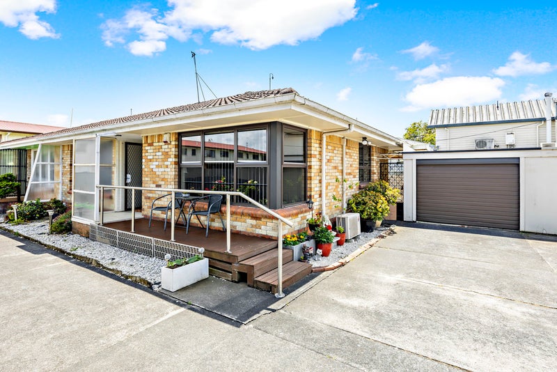 2/34 Tui Road, Papatoetoe, Auckland - Carousel 1