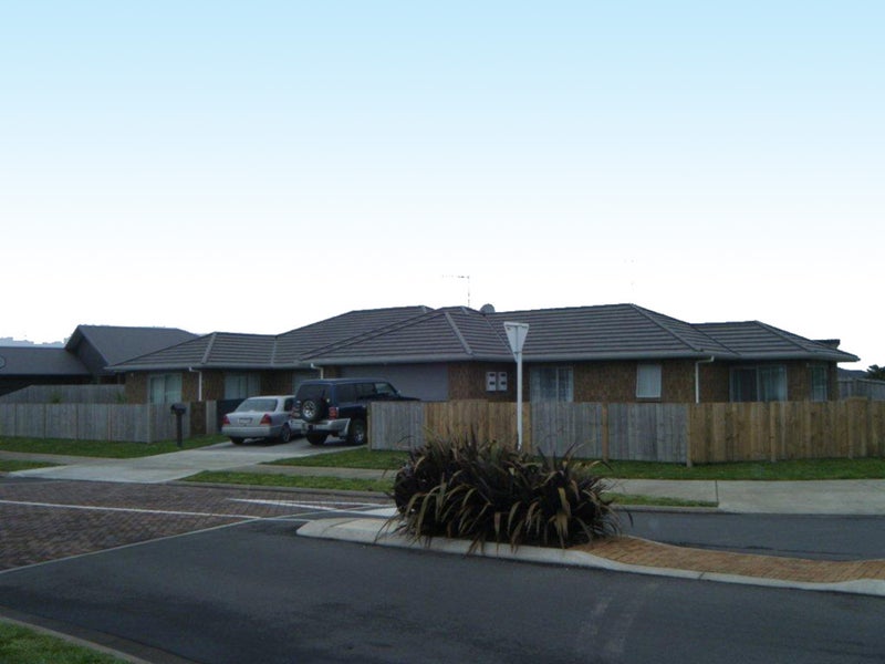 2 Foxbury Court, Rototuna North, Hamilton - Carousel 2