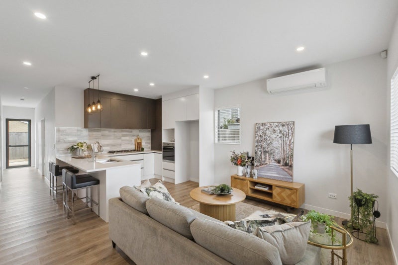 9 Survila Street, Takanini, Auckland - Carousel 2