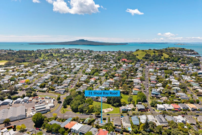 31 Shoal Bay Road, Devonport, Auckland - Carousel 31