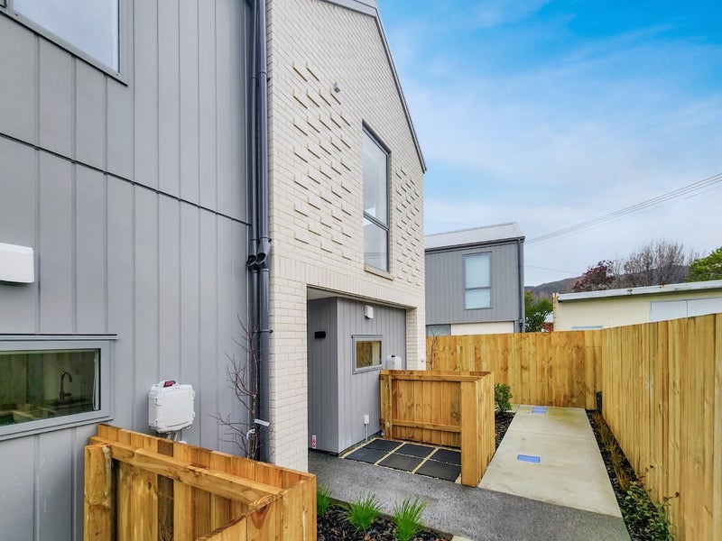 8/16 Sladden Street, Naenae, Lower Hutt - Carousel 14