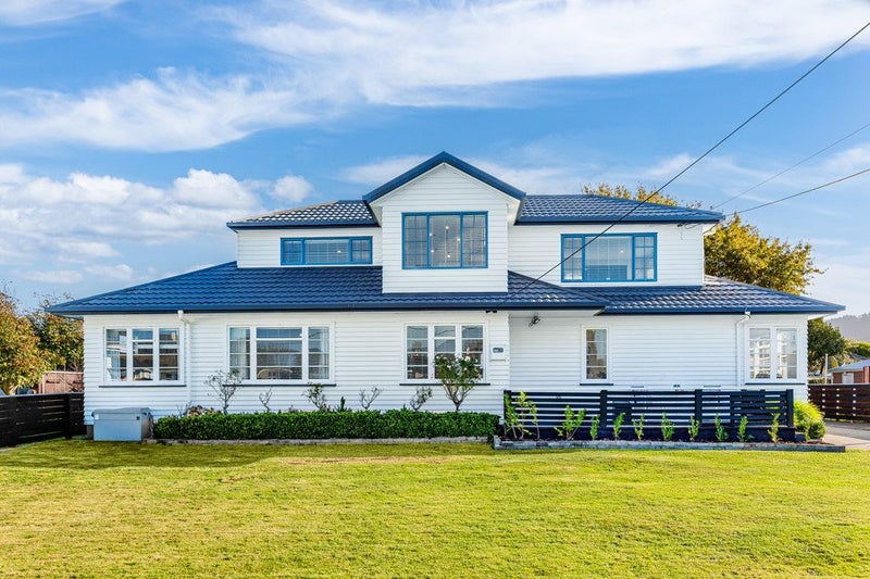 49 Golders Road, Elderslea, Upper Hutt - Carousel 2