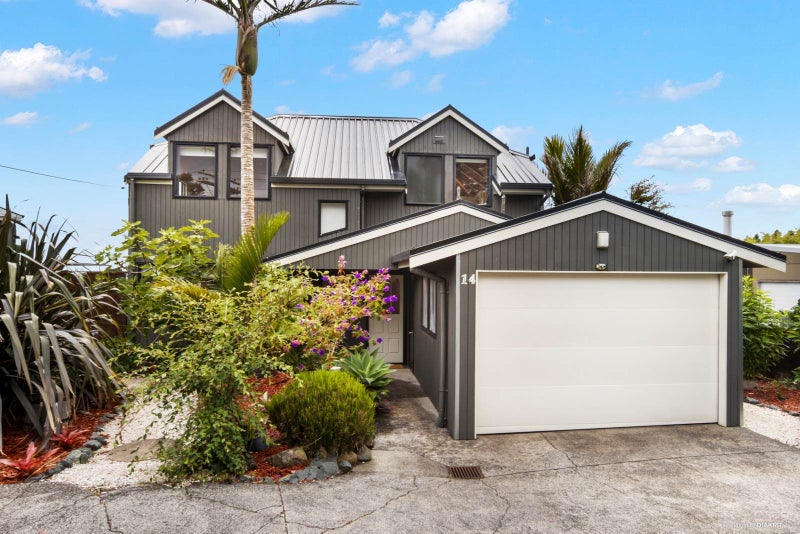 14 Range Road, Swanson, Auckland - Carousel 1
