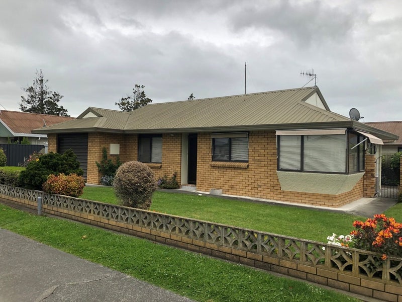 2/413 Gloucester ST, TARADALE, NAPIER - Carousel 1