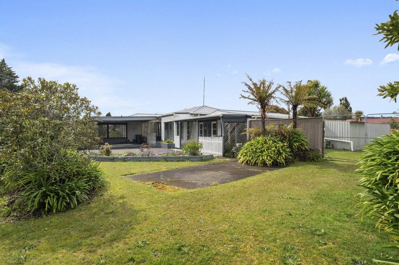 2 Holden Avenue, Holdens Bay, Rotorua - Carousel 2