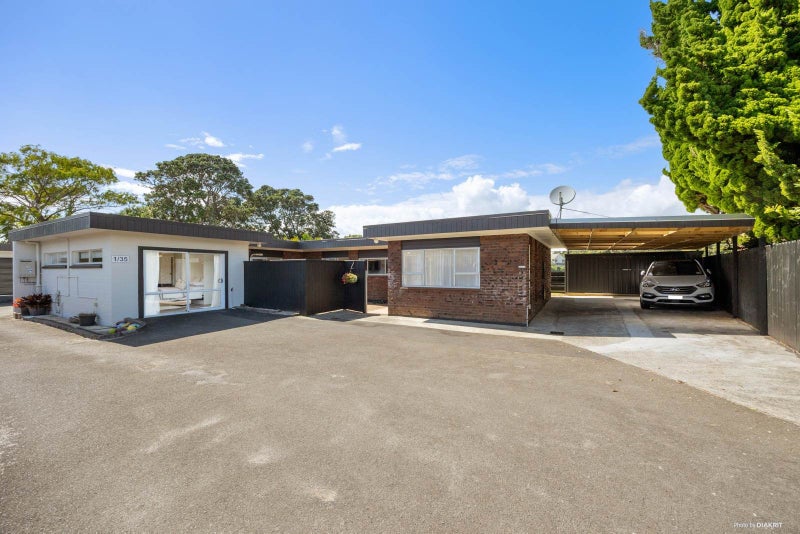 1/35 Vivian Wilson Drive, Eastern Beach, Auckland - Carousel 2