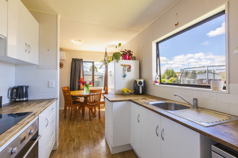 40 Charles Street, Takapau, Takapau - Carousel 2