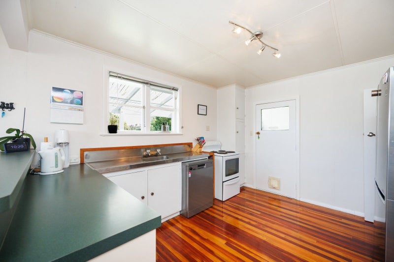 191 Tremaine Avenue, Westbrook, Palmerston North - Carousel 2