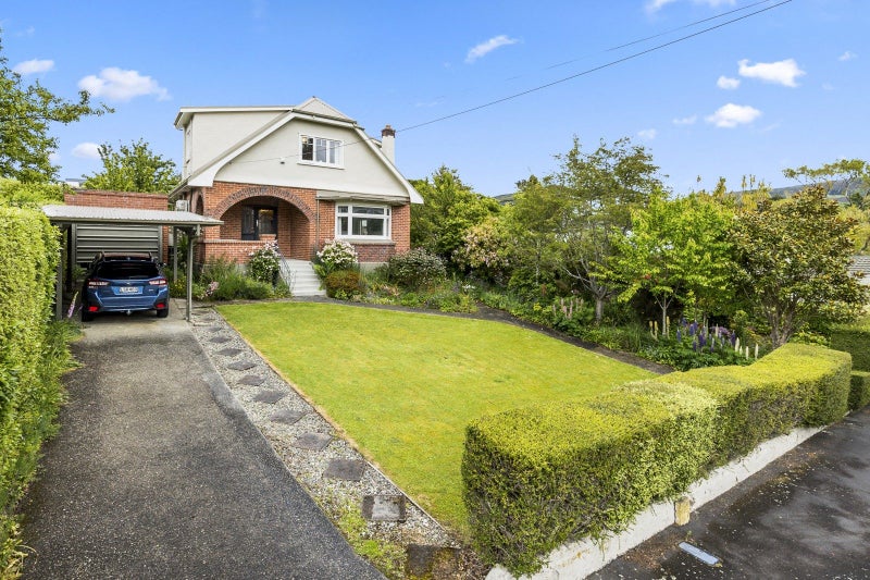 81 Cannington Road, Maori Hill, Dunedin - Carousel 2