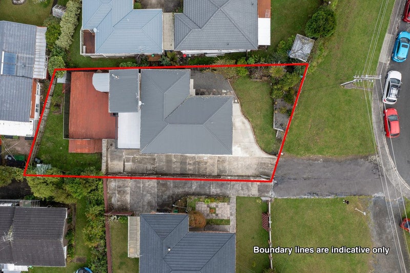 245 Sunset Road, Sunnynook, Auckland - Carousel 1