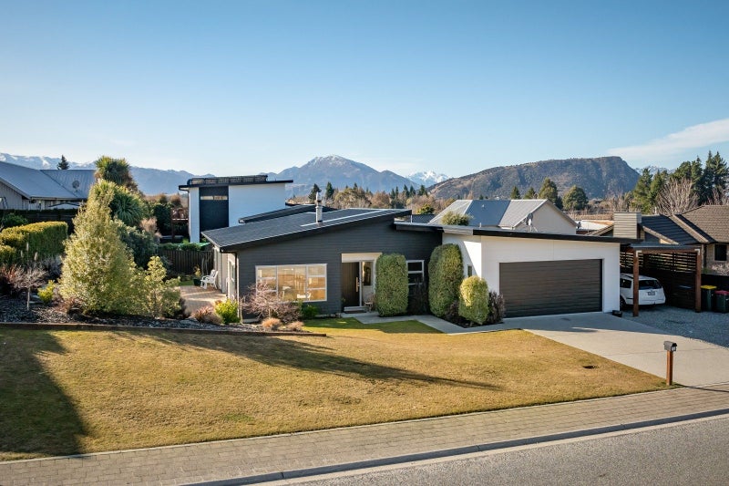 54 West Meadows Drive, Wanaka - Carousel 1
