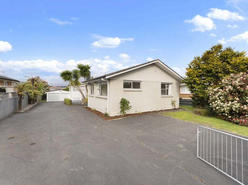 146 Elliot Street, Pahurehure, Papakura - Carousel 1