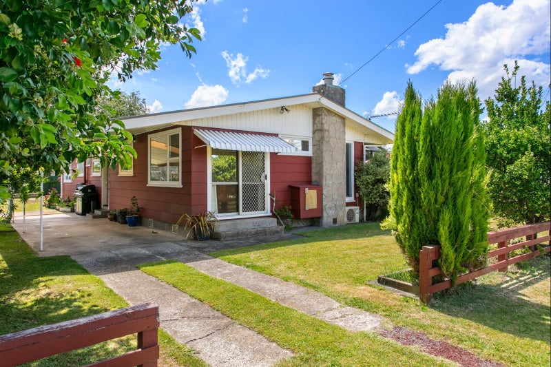 1 Queens Road, Elgin, Gisborne - Carousel 1