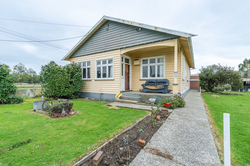 1 Oakland Street, Mataura, Mataura - Carousel 1