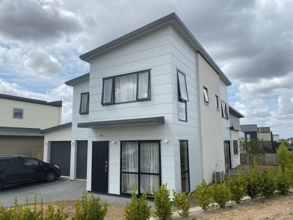 220 Kay Road, Flagstaff, Hamilton - Carousel 1