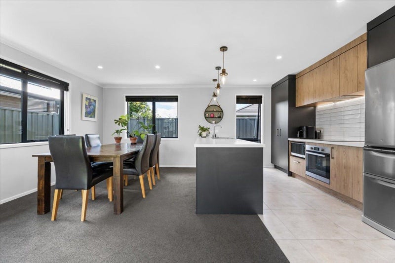 72 Tabraham Crescent, Pyes Pa, Tauranga - Carousel 2