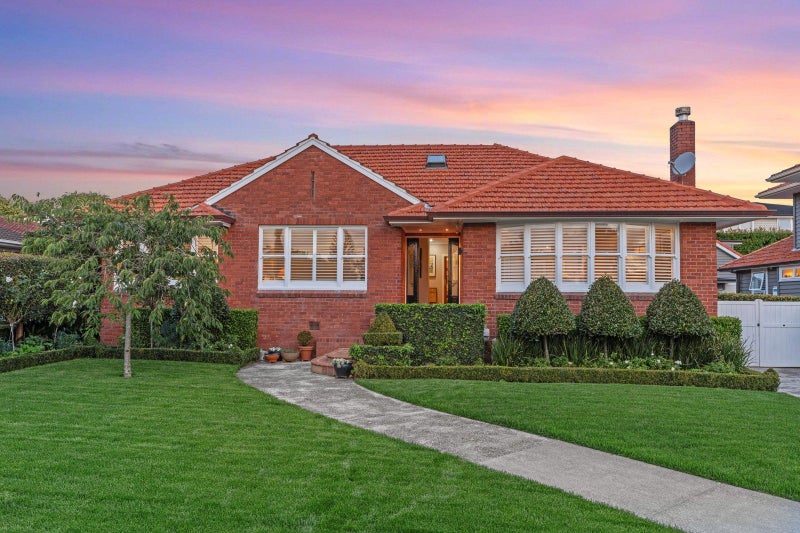 22 Henley Road, Mount Eden, Auckland - Carousel 1