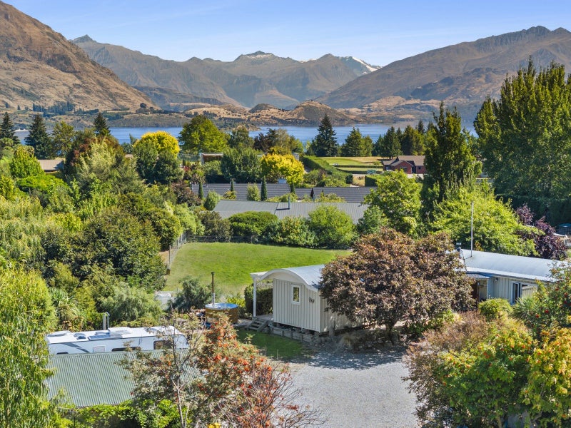 42 Ballantyne Road, Wanaka - Carousel 1